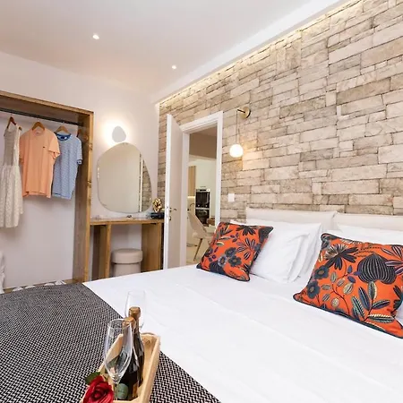 Apartment Divinum Mare Luxury With Private Pool & Sea View