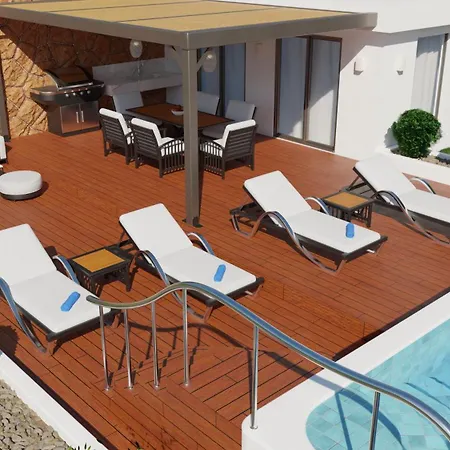 Divinum Mare Luxury With Private Pool & Sea View